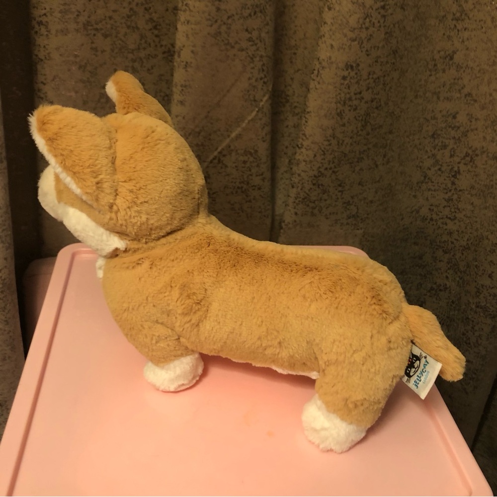 Jellycat CORGI
In Great Condition